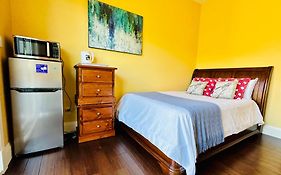 Quiet Room In Richmond